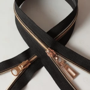 Спіральна блискавка Тип 7 чорний ланка Gold-rose, ПІРАМІДА, 100см.  2біг