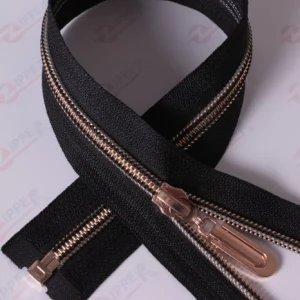 Спіральна блискавка тип 7 чорний, ланка Gold-rose, 65см.  1б.