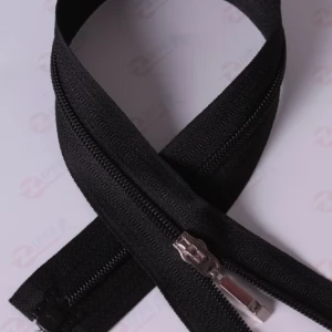 Спиральная молния Тип 3 цвет тесьмы черный, 65см. 1бегунок(никель)