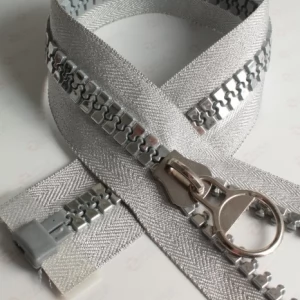Тракторна блискавка Тип 12 колір тасьми Silver парча, ланка Silver
