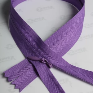 Спиральная молния Тип 3 ПОТАЙНАЯ х/б цвет cирень 303 , 50см. 1б.