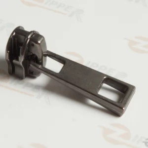 Бігунок Тип 5 ШХ язичок для спіральної блискавки, BLACK NICKEL, без фіксатора (100шт.)