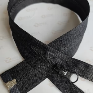 Спіральна блискавка потайна (зворотня) Тип 5   чорний, 80см. 1бігунок лопатка