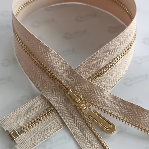 Металева блискавка тип 3 бежевий, ланка GOLD, 65см.  I б.