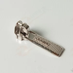 Бігунок Тип 3 язичок classic на спіральну блискавку, Nickel