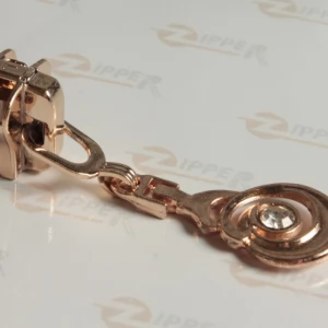 Бігунок Тип 8 підвіска зі стразами для тракторної блискавки, борт, Gold (уп.50шт.)