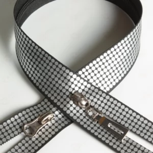 Спіральна блискавка тип 7 потайна прогумований чорна основа, горох SILVER 100см.  2б.  бігунок піраміда