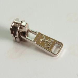 Бігунок Тип 3 язичок X xios для металевої блискавки, NICKEL, з фіксатором (100шт.)