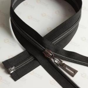 Спіральна блискавка Тип 7 чорний, ланка Black Silver, 80см.  1б.  піраміда
