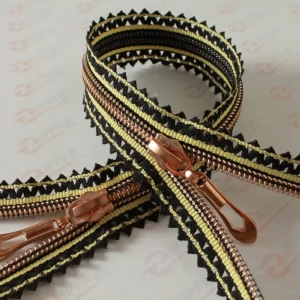 Спіральна блискавка тип 7 гіпюр, оливкова смужка, ланка GOLD ROSE 2 б.  100см.