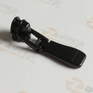 Бегунок Тип 3 язычок 7150 на ПОТАЙНУЮ спиральную молнию,цвет черный,100шт.
