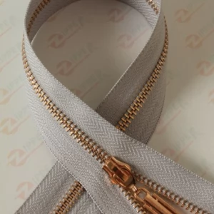 Металева блискавка тип 5 світло-сірий, ланка GOLD, 80см.  I б.